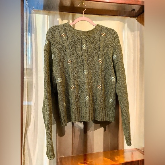 Liz Wear Vintage Cable Knitted Sweater with Embroidered Flowers and Hearts - Picture 4 of 8